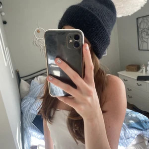 Zara mössa - Svart populär mössa från zara. Snygg och varm, säljer då jag har två likadana❤️