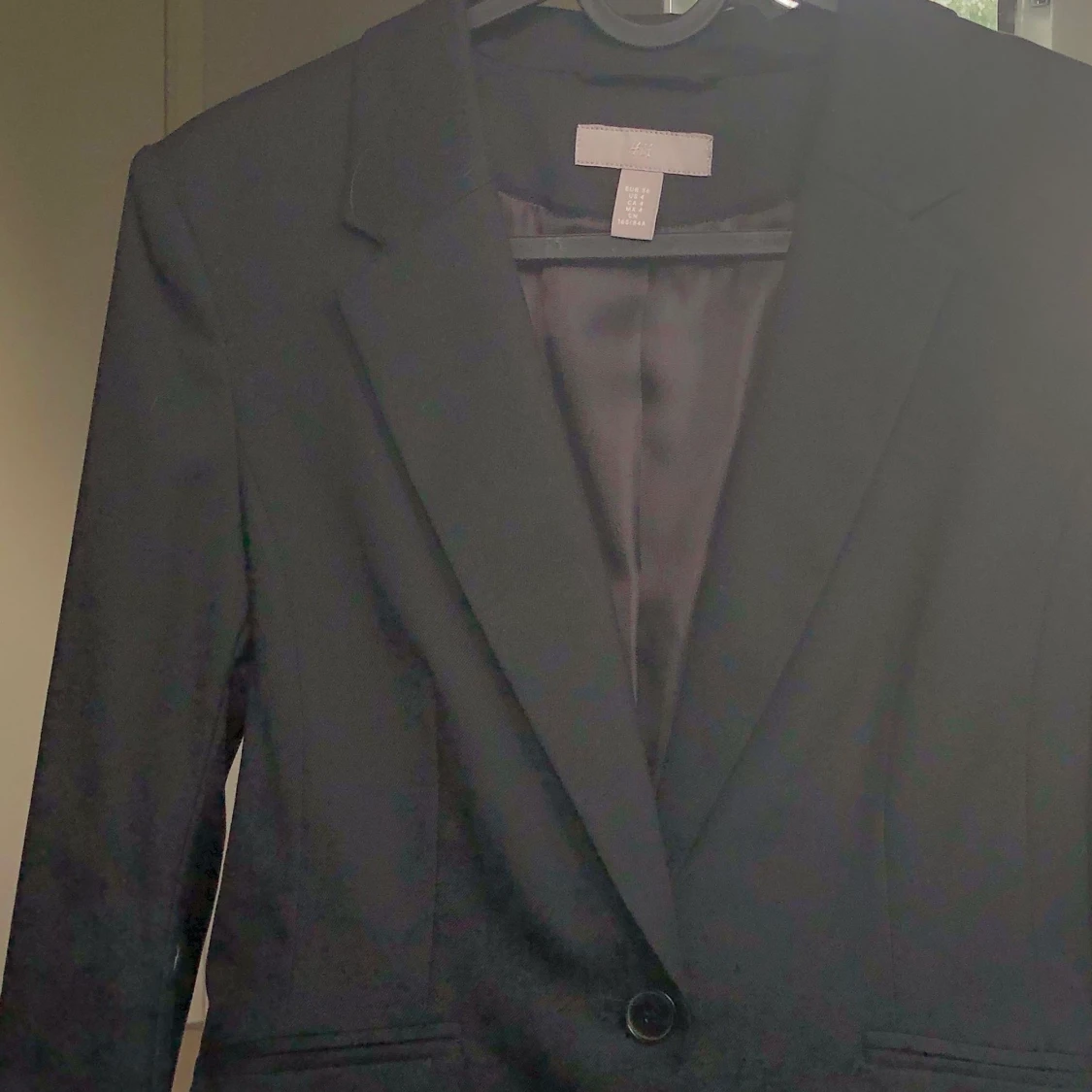 Svart fodrad kavaj från hm - 90