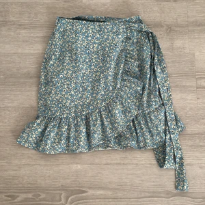 Kjol - Super superfin sommarkjol! 