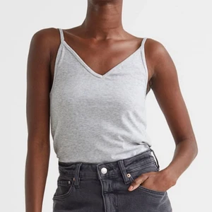 Finstickat linne - Använd fåtal gånger, superfint skick!🥰