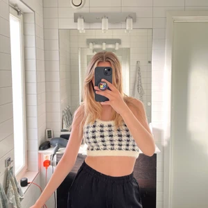 Topp - Fin topp att ha under en blazer eller liknande :)