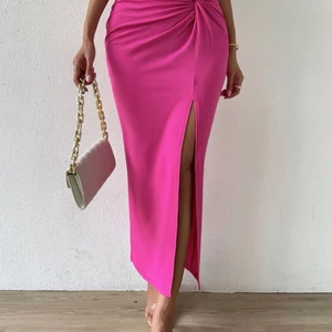 Kjol från Shein - Liknar den från Zara Aldrig använd  