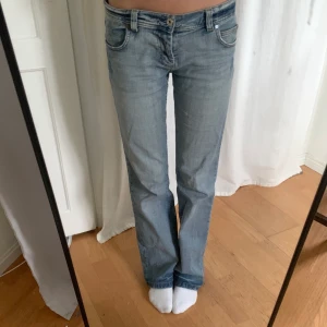 Replay jeans - Snyggaste jeansen ifrån Replay, tyvärr för stora :( midja-85 innerben-83