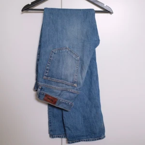 Acne jeans - Mina favoritjeans till salu :)   Storlek 31/32.