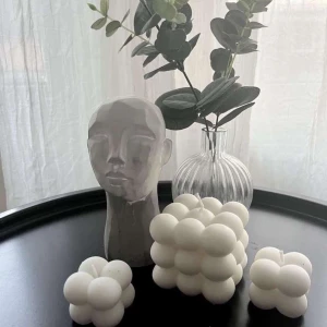 Bubbel ljus🕯️ - Våra unika vita bubbel ljus som även säljs i en större storlek. Passa på att köpa ett nu mot vintern🕯️ Frakt tillkommer 