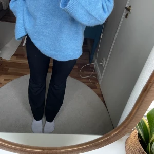 Bikbok kostymbyxa - Kostymbyxor ”Vilma” från bikbok i bra skick i stl 38.  