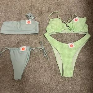 Badkläder  - Säljer dessa bikinis och en baddräckt storlekar står på plaggen. 3 för 50kr annars 20kr styck. Baddräkt kostar dock 50 kr allt är testad men inget är andvänd 