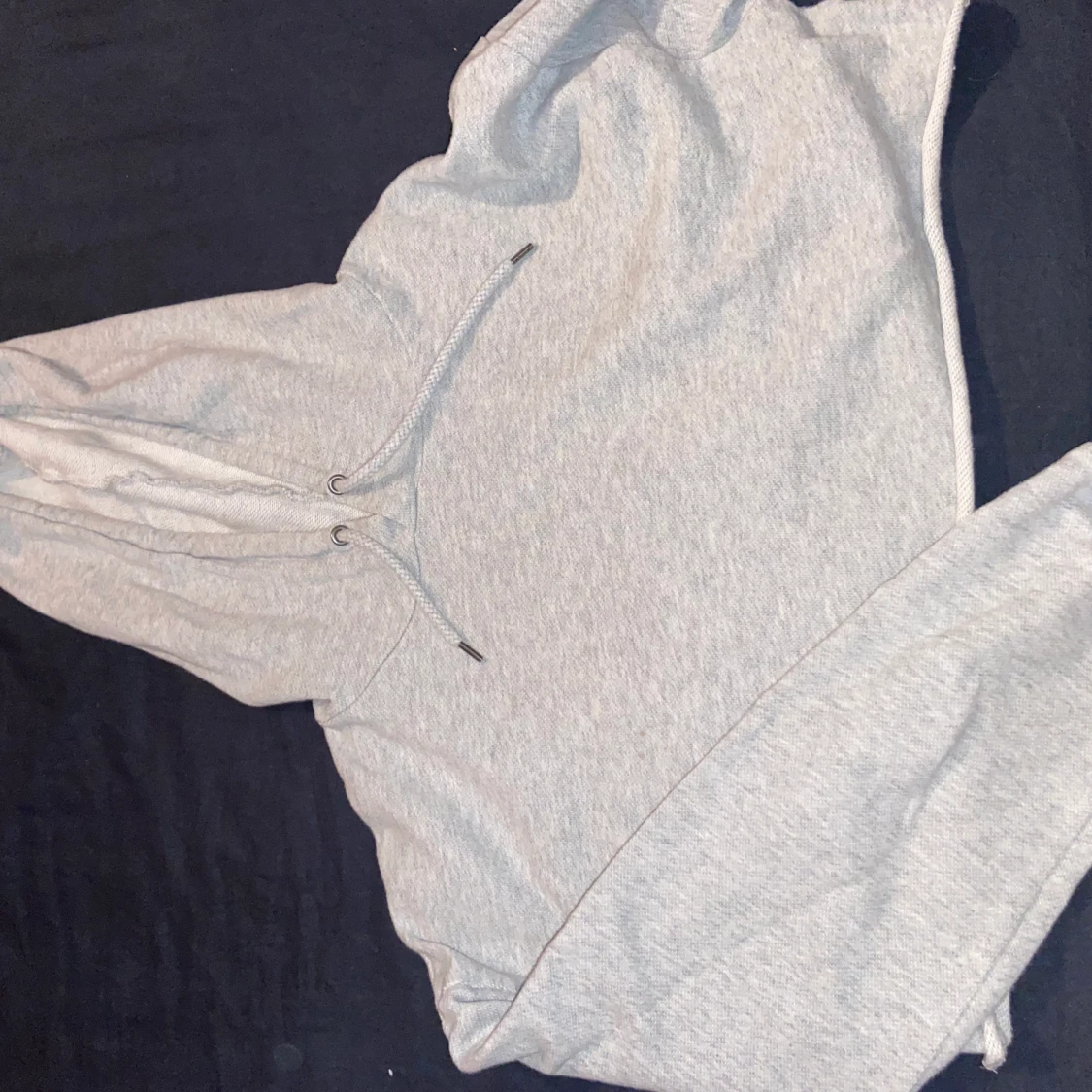 Cropped hoodie