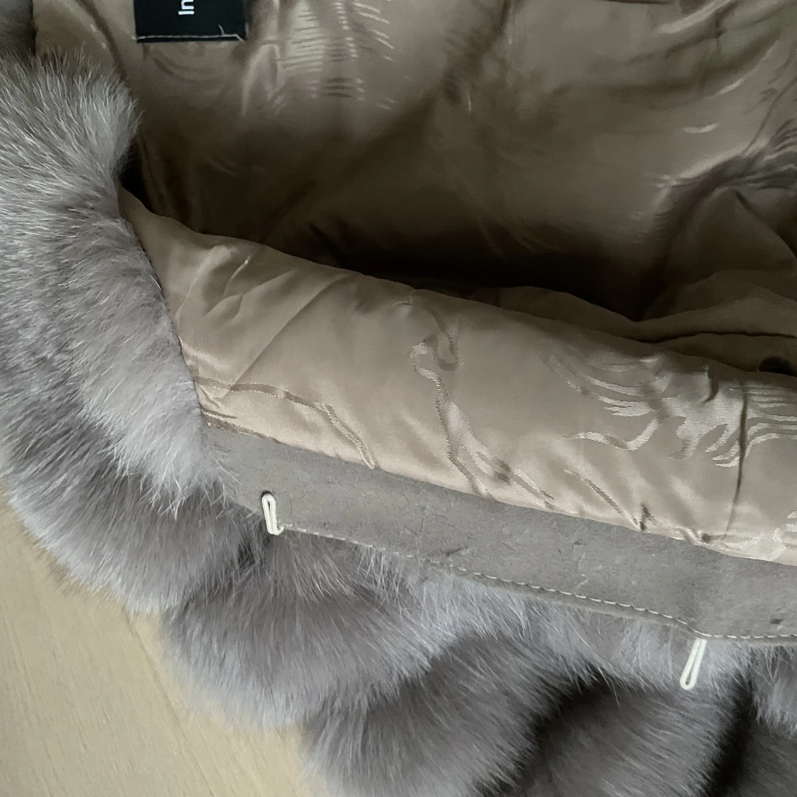 Pälsjacka storlek M - 91