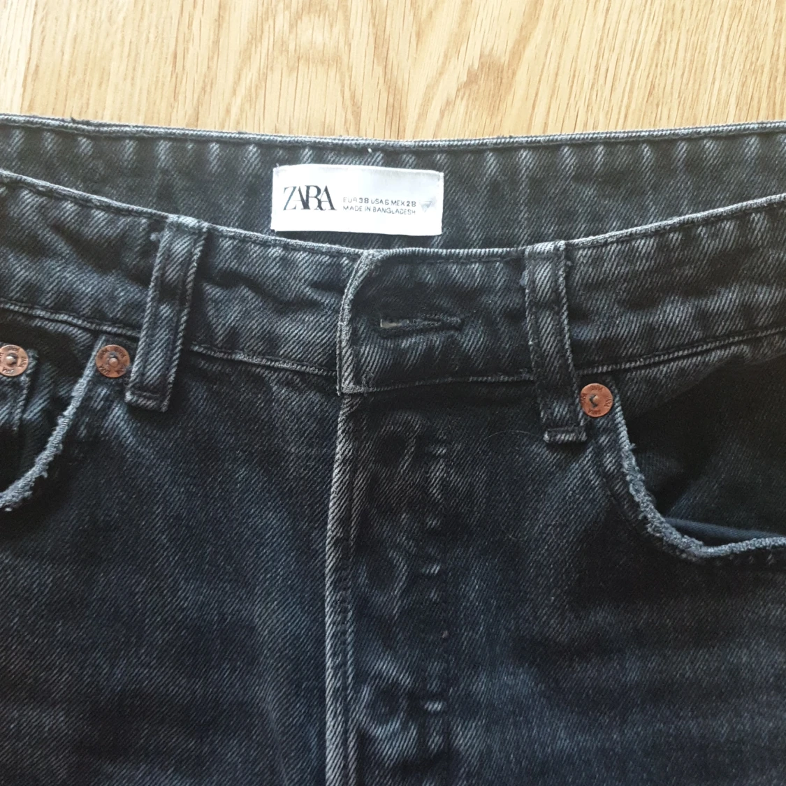 Zara jeans