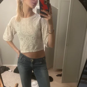 blus/topp från mango! - supersöt men kommer tyvärr ej till användning:/