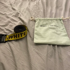 Off-White Bälte - Äkta Off-White bälte  200cm 3,5cm brett