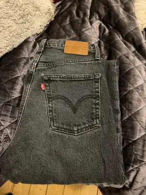 Levi’s jeans  Bra skick Inköpta på triangelns Levi’s butik 
