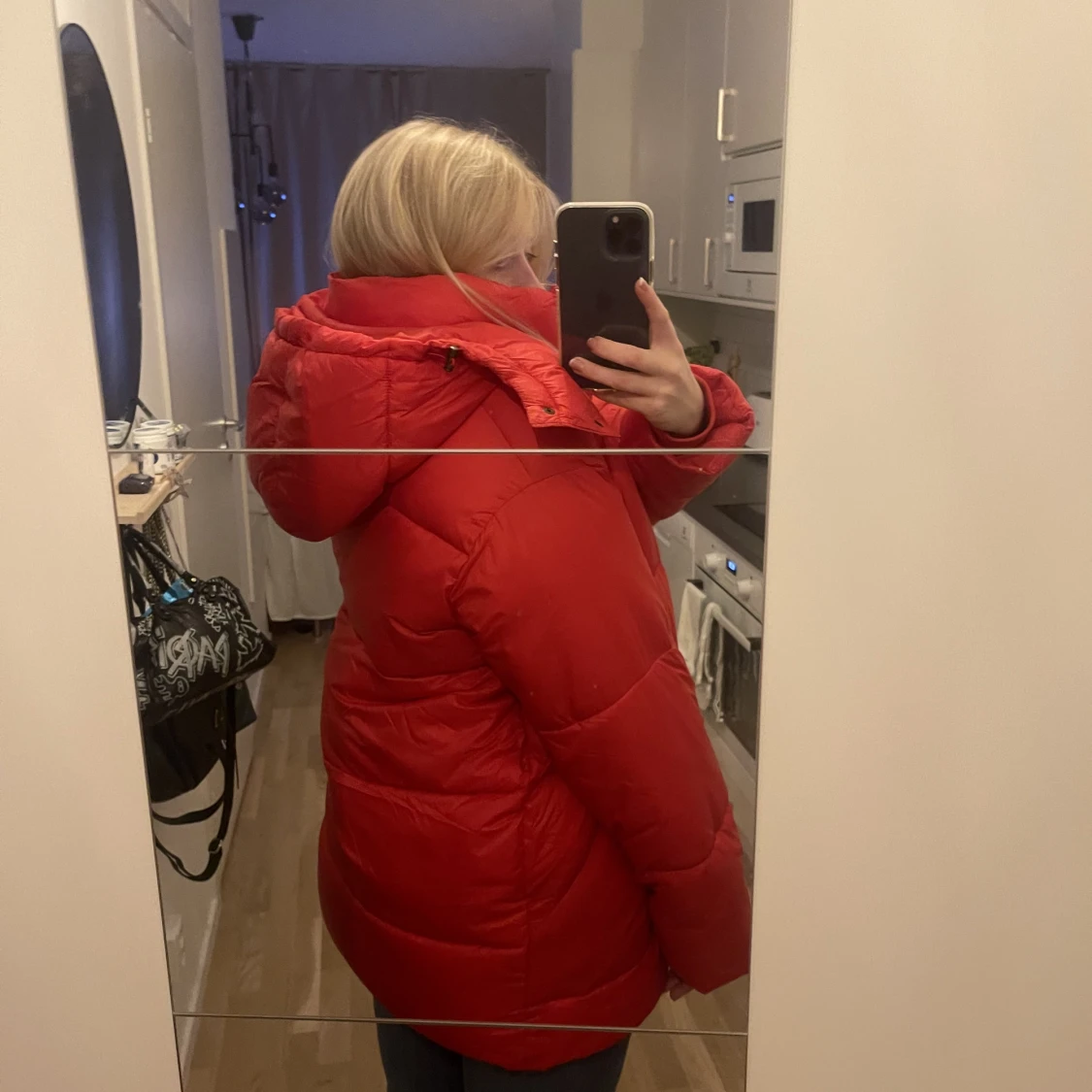 Röd vinterjacka - 91