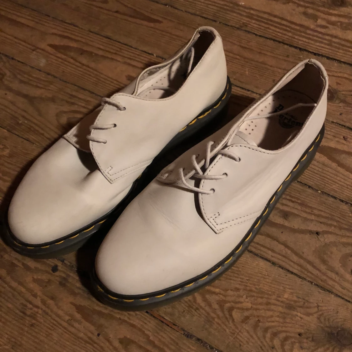 Vita Dr Martens strl 39 - 90