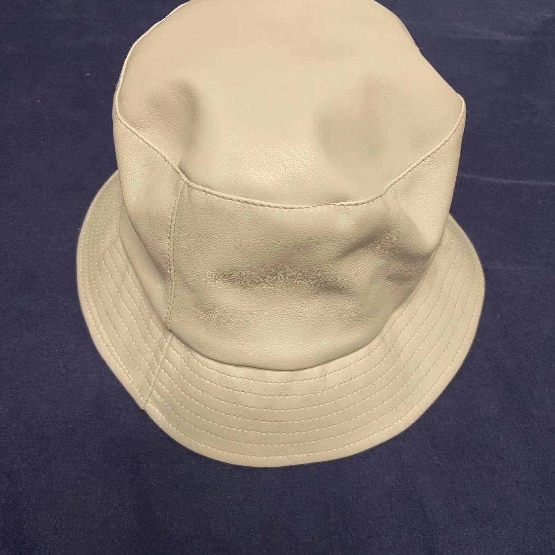 Buckethat från Zara