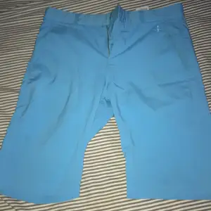 Cross golf shorts nästan helt nya 