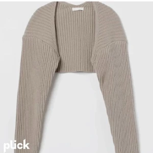 Kofta - Säljer denna kofta från H&M i storleken S säljer för 120kr+frakt