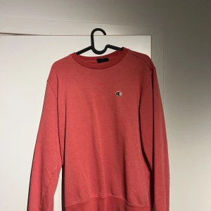 Champion sweatshirt  - Sweatshirt från Champion, bra skick 