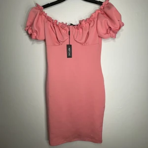 Rosa klänning  - Fin sommar klänning