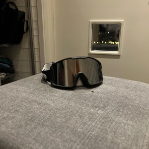 Oakley Line Miner - Oakley line miner knappast använda. 2000kr nypris.