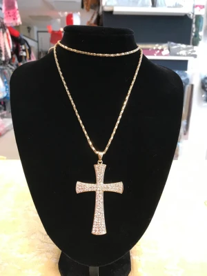 Tröja Halsband  - 99kr/st  Frakt 30kr