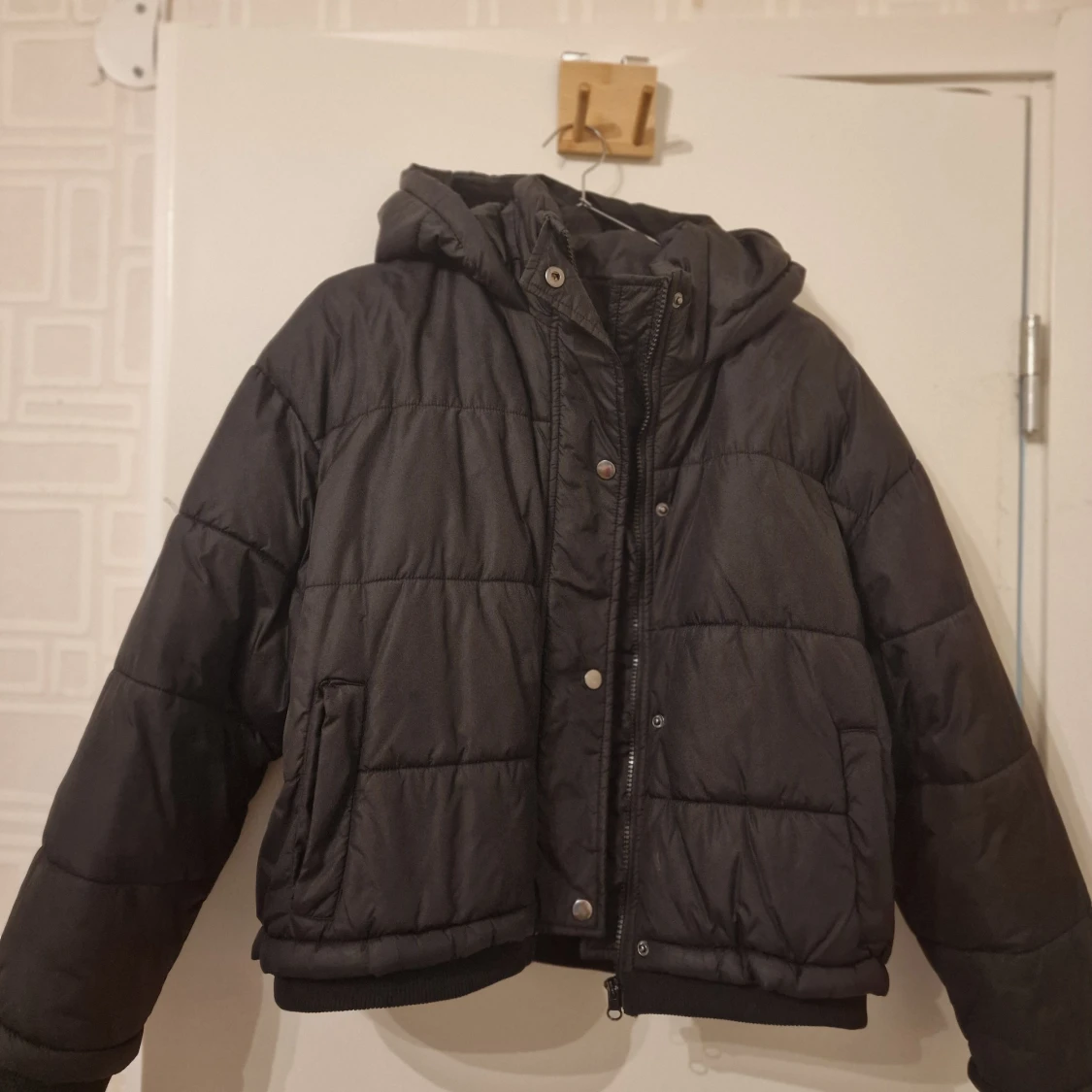Svart jacka  - 91