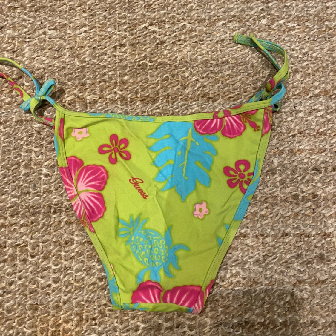 Bikini under del - 90