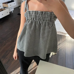 Linne - Jätte gulligt linne som inte kommer till användning längre💖