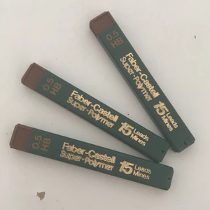 Stift  - Säljer stift för har så många😭 Säljer alla för 30 kr. Eller 1st för 10kr! Kan fraktas! 