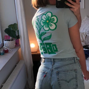 Obey tshirt  - Mycket bra skick