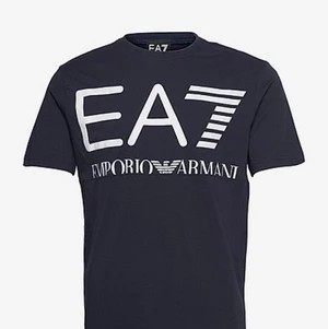 Oöppnad emporio Armani tröja - Storlek m