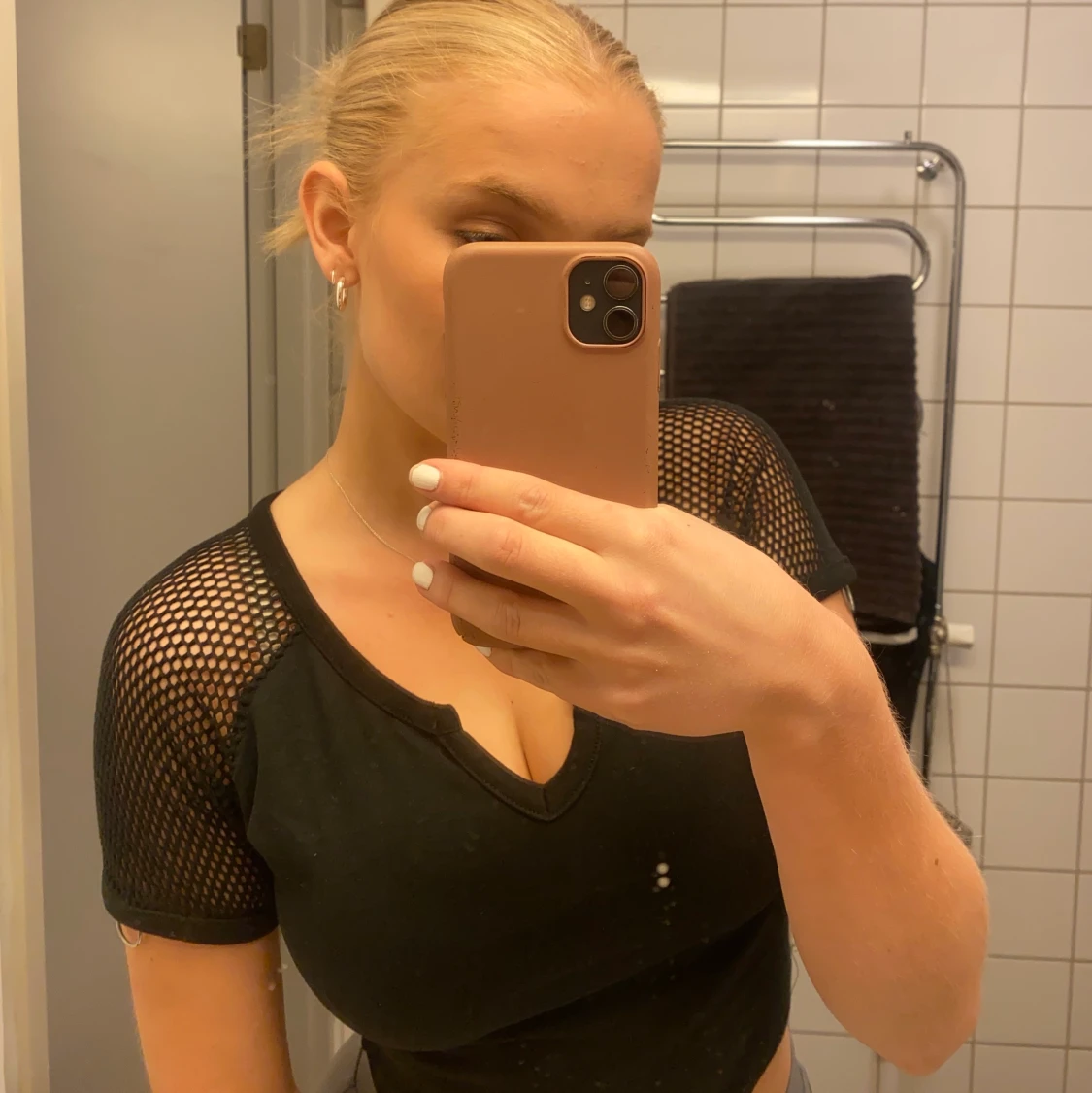 Croppad t-shorts med nät - 91