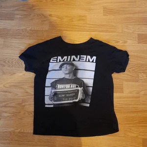 Eminem t-shirt M - Eminem tröja i storlek M den är ganska baggy