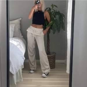 satin/linne byxor - kommer inte till användning, fin kvalitet !! 