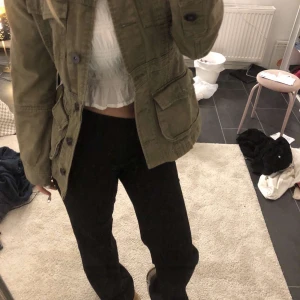 Grön jacka  - Grön jacka från indiska 