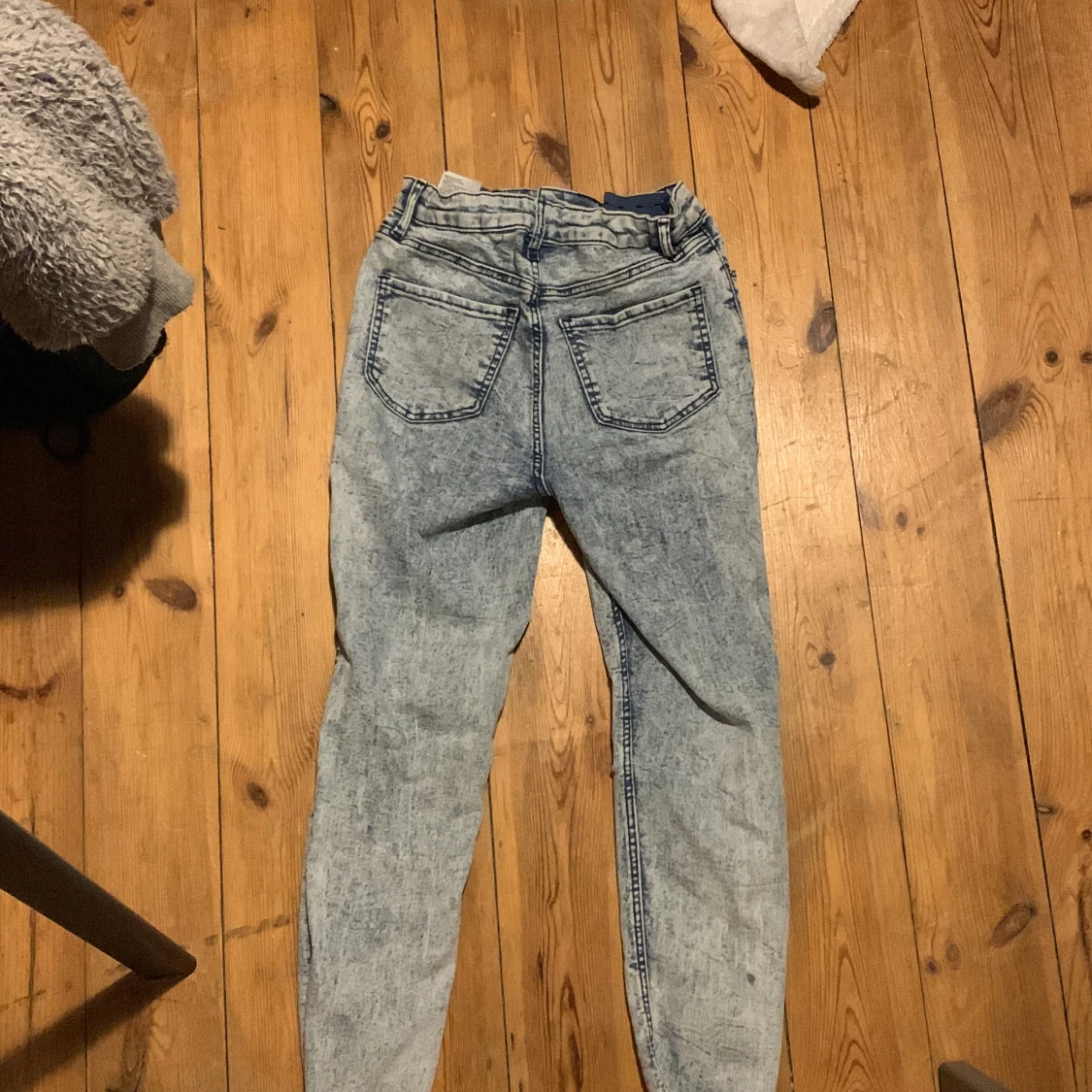 Säljer dom här  - 90