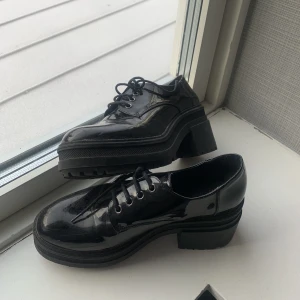 Chunky heels  - Skitsnygga skor från asos. Knappt använda. Passar mig som är 39/40