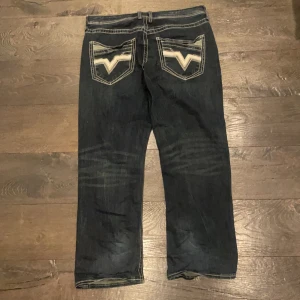 Salvage jeans storlek 36 - Salvage jeans osäker på storlek men sitter som 36