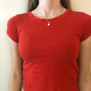 Tshirt - Tshirt meddela för mer info 