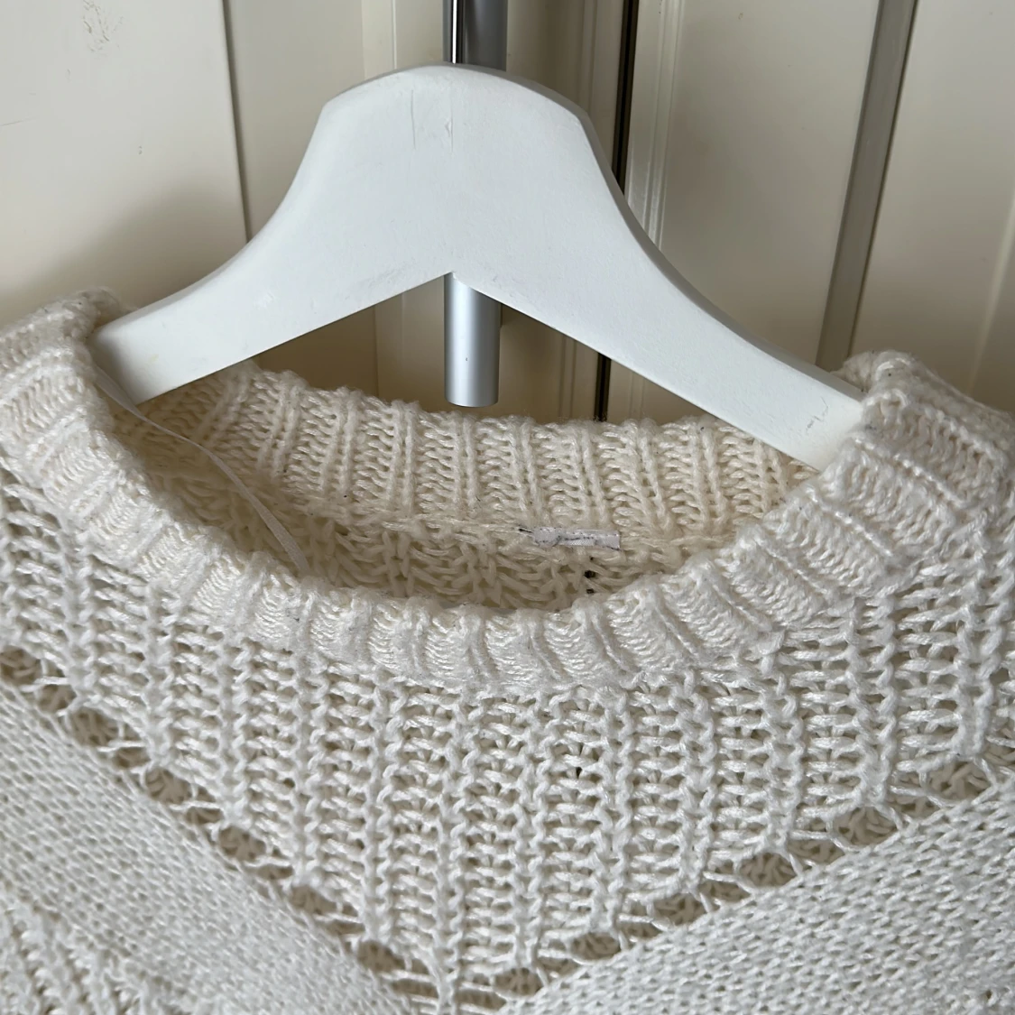 Vit kabelstickad tröja från hm - 90