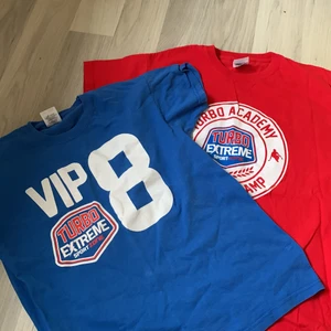 Två tröjor - Endast använd fåtals gånger