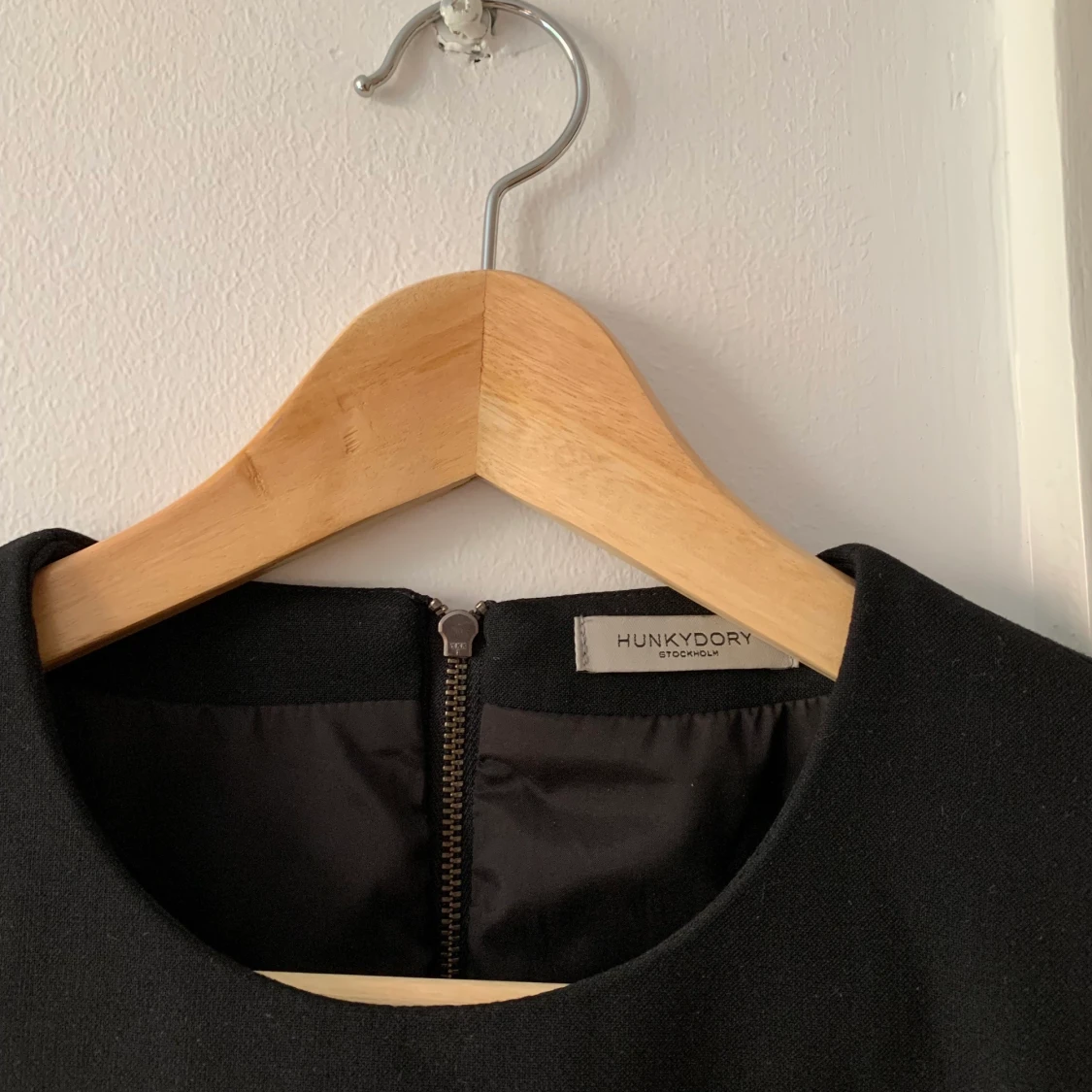 Svart klänning från Hunkydory  - 91