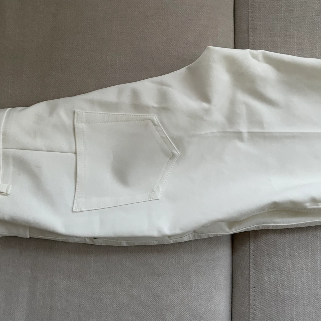 Vita kostymbyxor  - 91