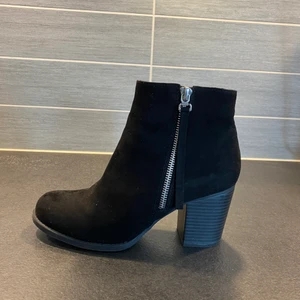 Klackar - Strl 38. Fint skick