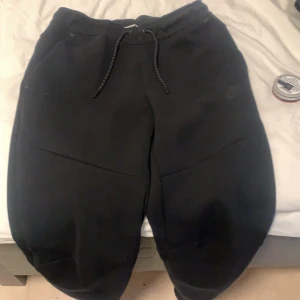 Nike tech byxor  - Storlek s hrly nya 
