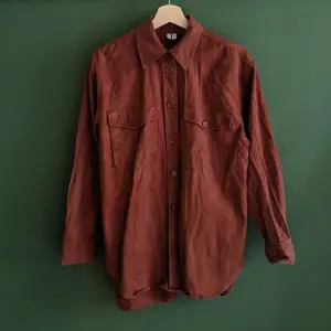 Arket - button up shirt - dusty washed looked - autumn colour