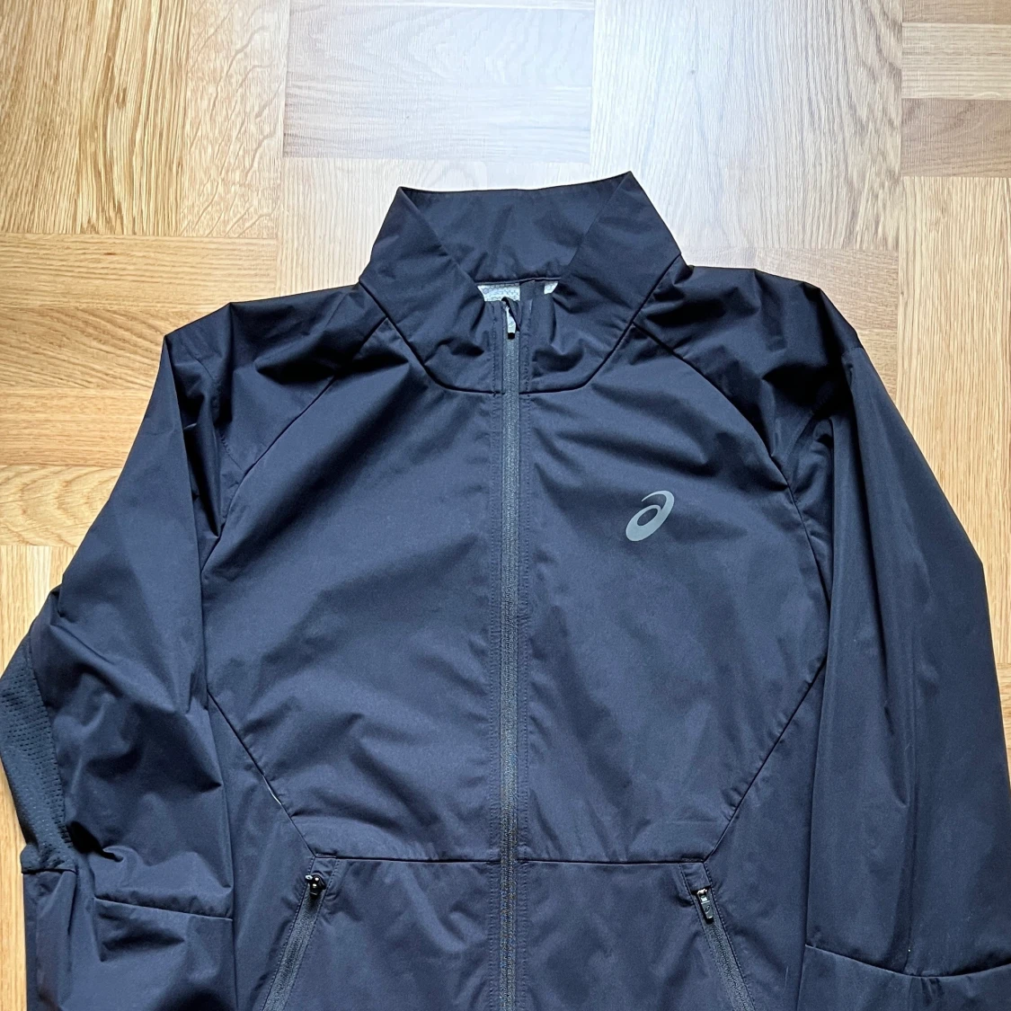 Asics jacka - 91