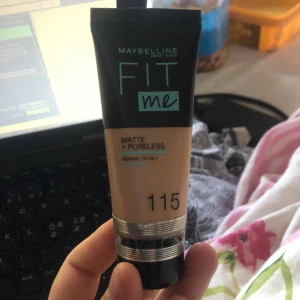 Fit me foundation  - Aldrig använd