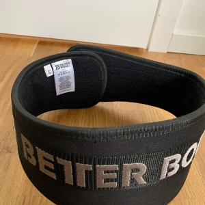Lyftarbälte  - Lyftarbälte från Better Bodies.  Storlek S, 70-80 cm i midjemått.  Aldrig använt  